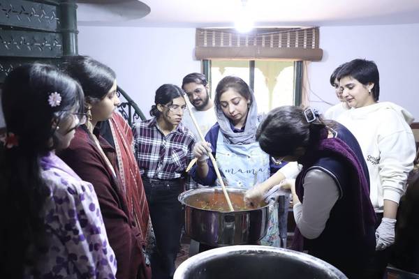 Workshop – Tayiba Iram 'Batik'